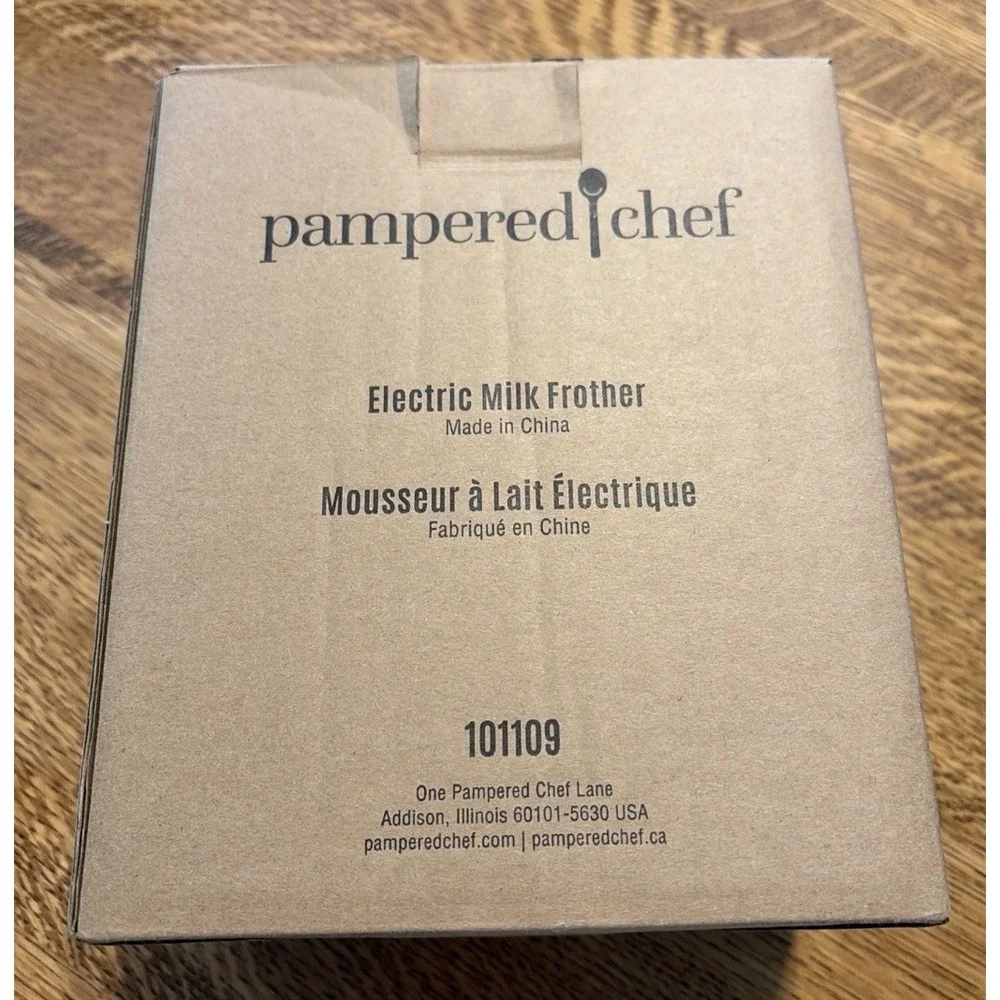 Pampered Chef Electric Milk Frother #101109 - NEW Open Box
